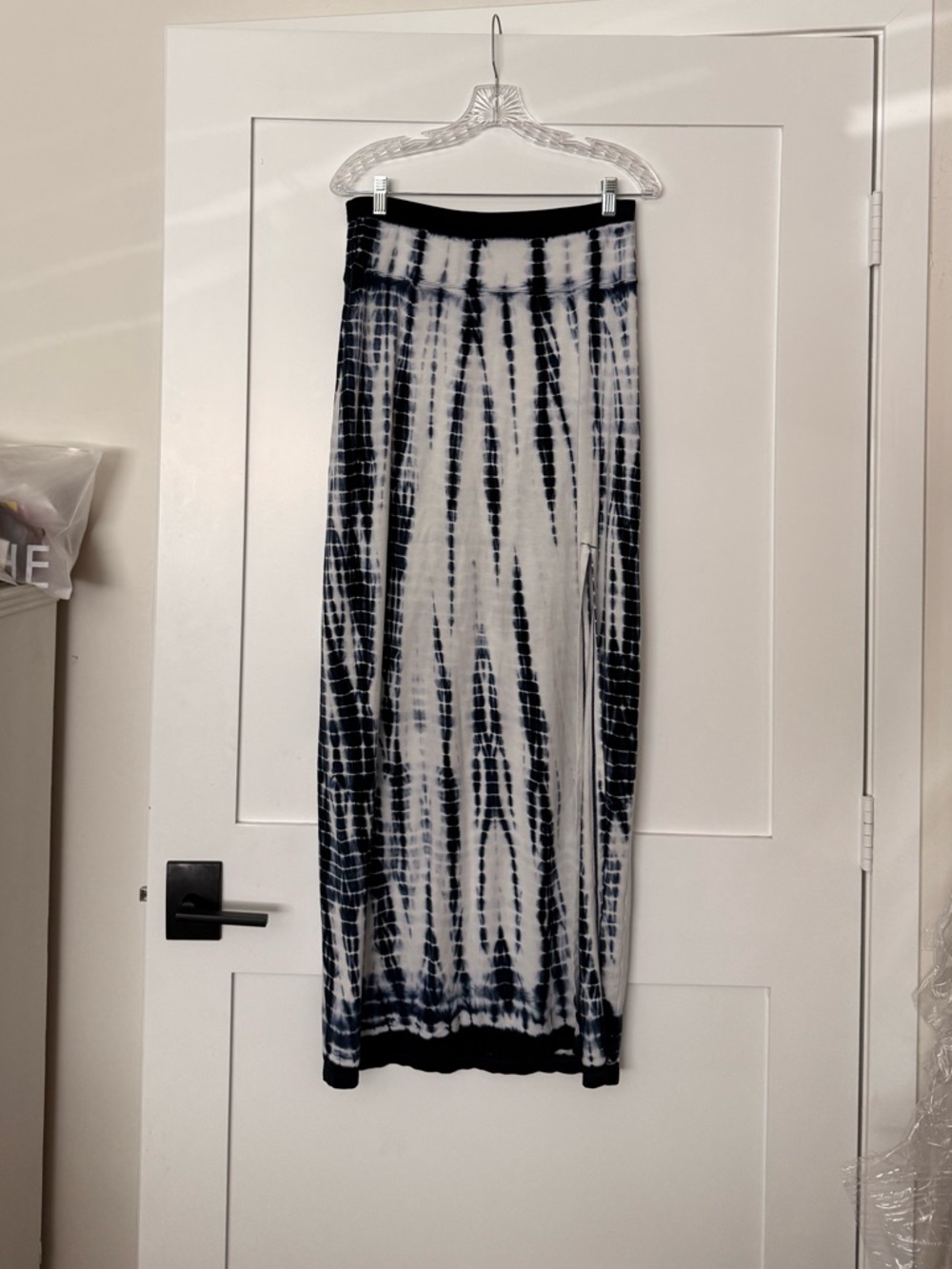 Athleta Blue and White Tie-Dye Maxi Skirt with Elastic Waist EUV